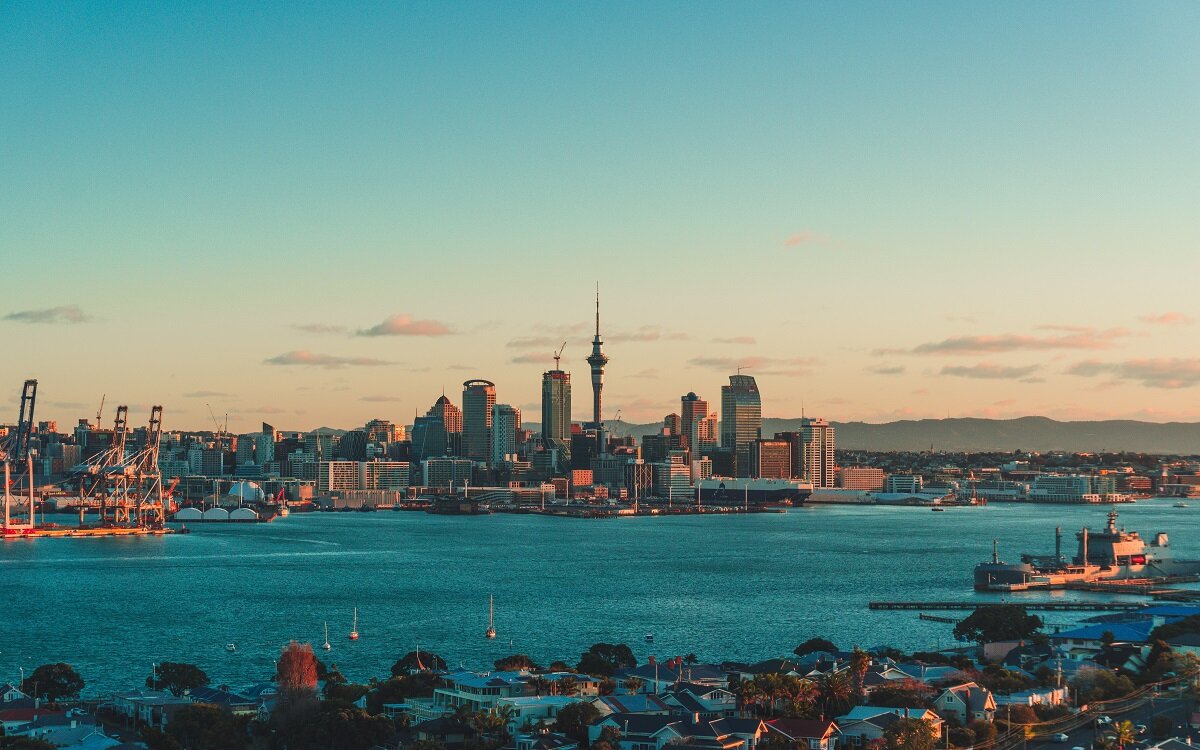 Best ways to send money to New Zealand