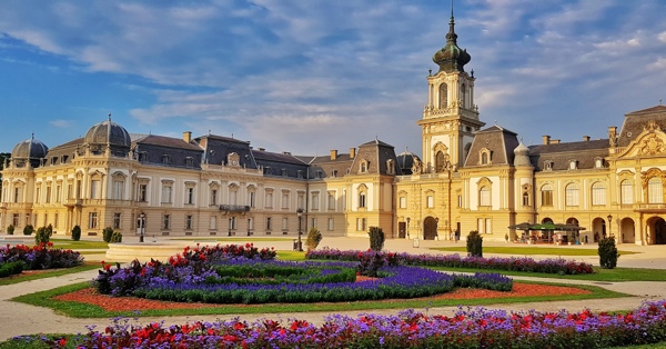 Hungary 600 Best Money Transfer Service Options