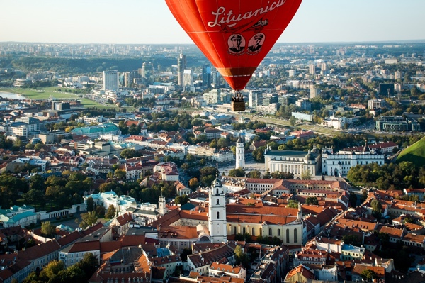 Lithuania 600 Best Money Transfer Service Options
