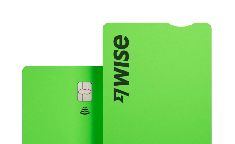 Wise debit card green
